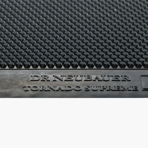 dr-neubauer-tornado-supreme-short-pimple-rubber-black-close-up