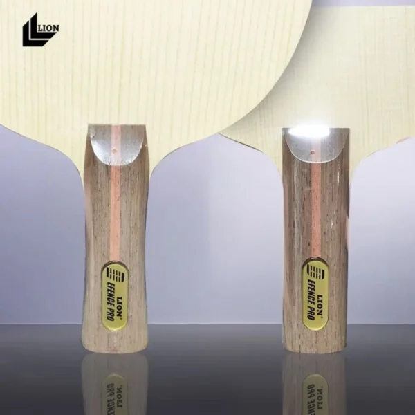 lion-defence-pro-blade-handle-close-up