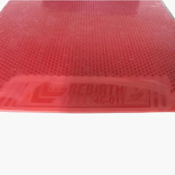 lion-rebirth-medium-pips-rubber-red-close-up