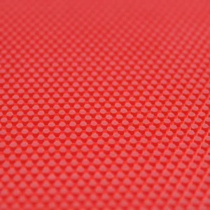sauer-troger-schmerz-long-pimple-rubber-ox-red-close-up