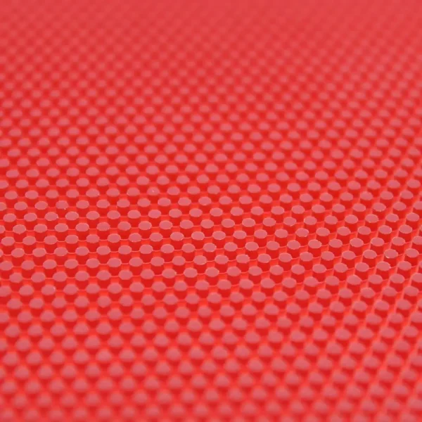 sauer-troger-schmerz-long-pimple-rubber-ox-red-close-up